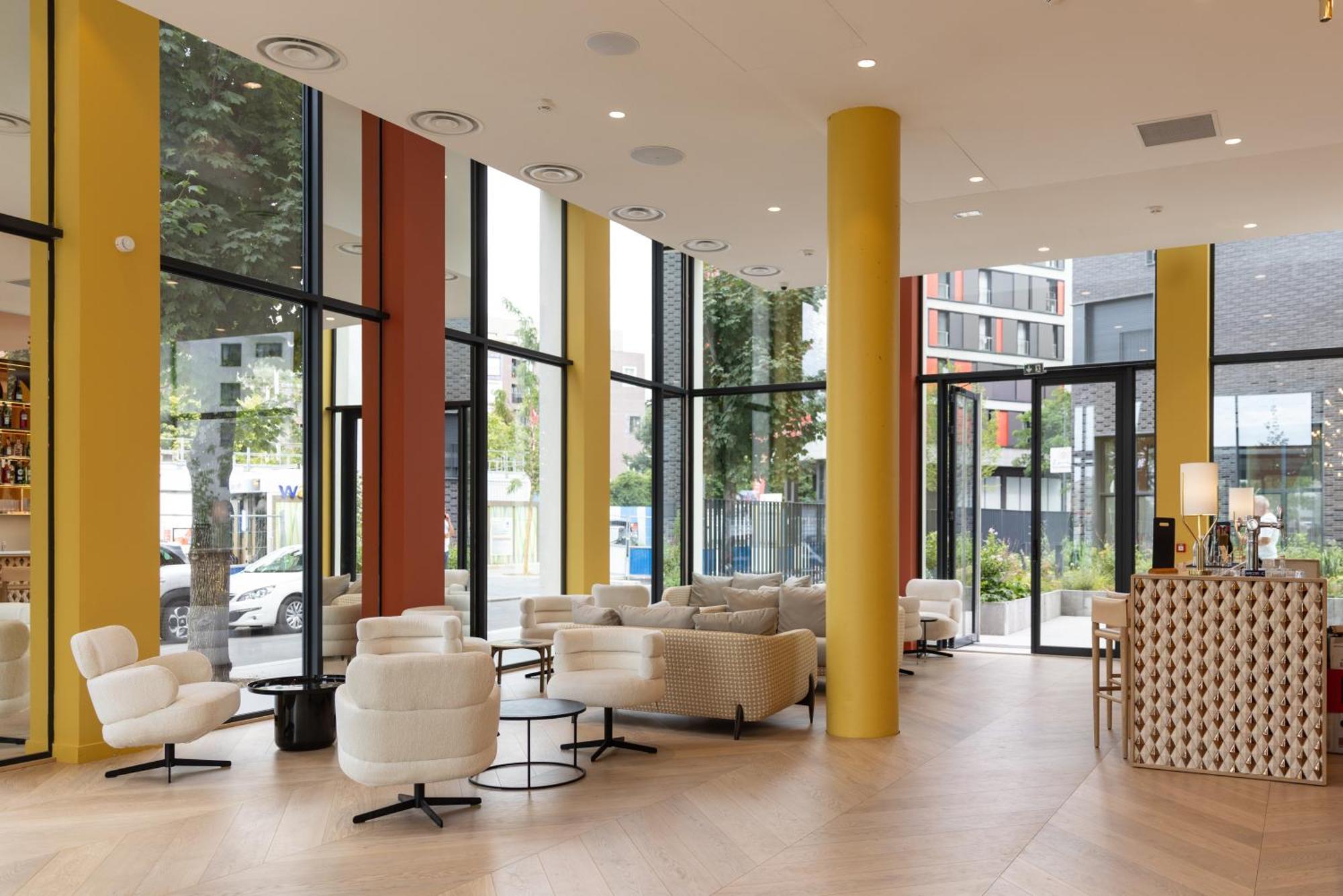 Hotel Kyriad Prestige Paris Asnieres Bagian luar foto