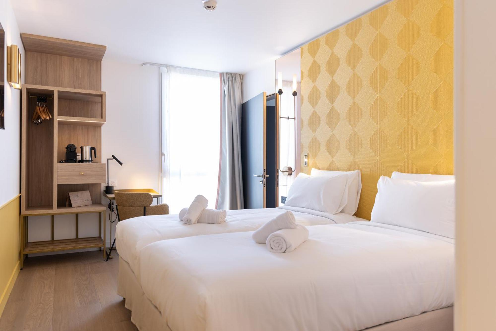 Hotel Kyriad Prestige Paris Asnieres Bagian luar foto